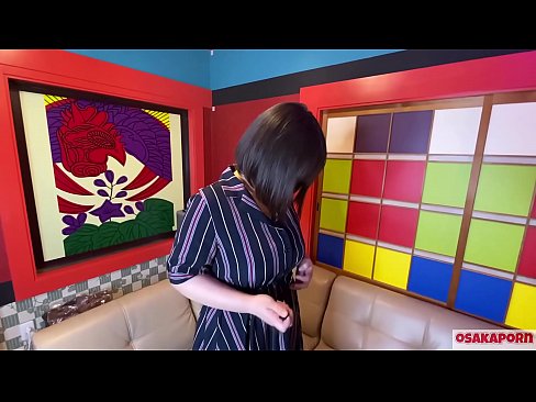 ❤️ 日本可爱的大奶子用性玩具自慰并达到高潮。她在采访中谈到了她的性交经历。巨大的乳房和多毛的阴部大声呻吟。奥萨卡波恩 Hard porn﹏﹏