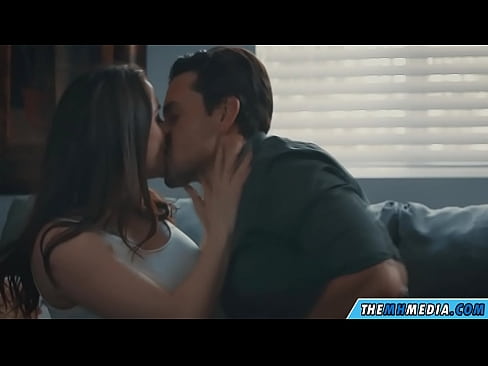❤️ 浪漫的性爱，有一个好的胸脯的妈妈 Hard porn﹏﹏